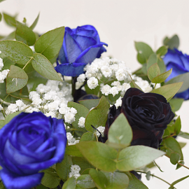 Ramo rosas azules y negras Ramo rosas azules y negras